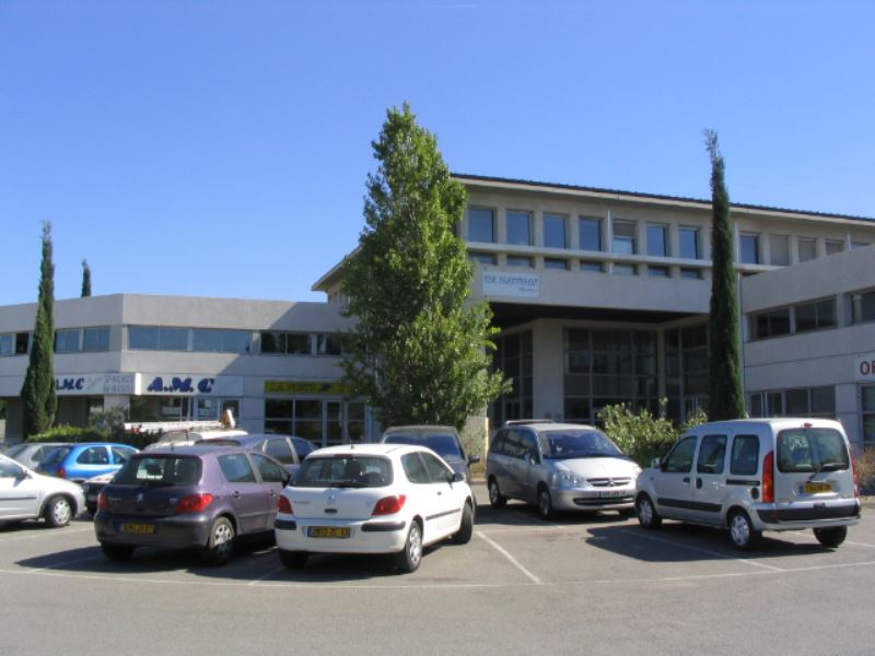 bureau a louer aix les milles