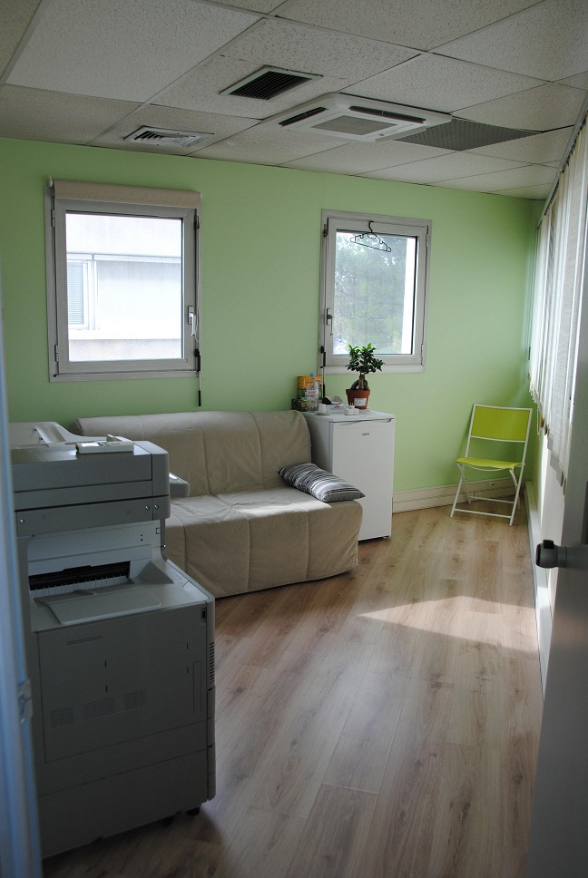 bureau a louer aix les milles